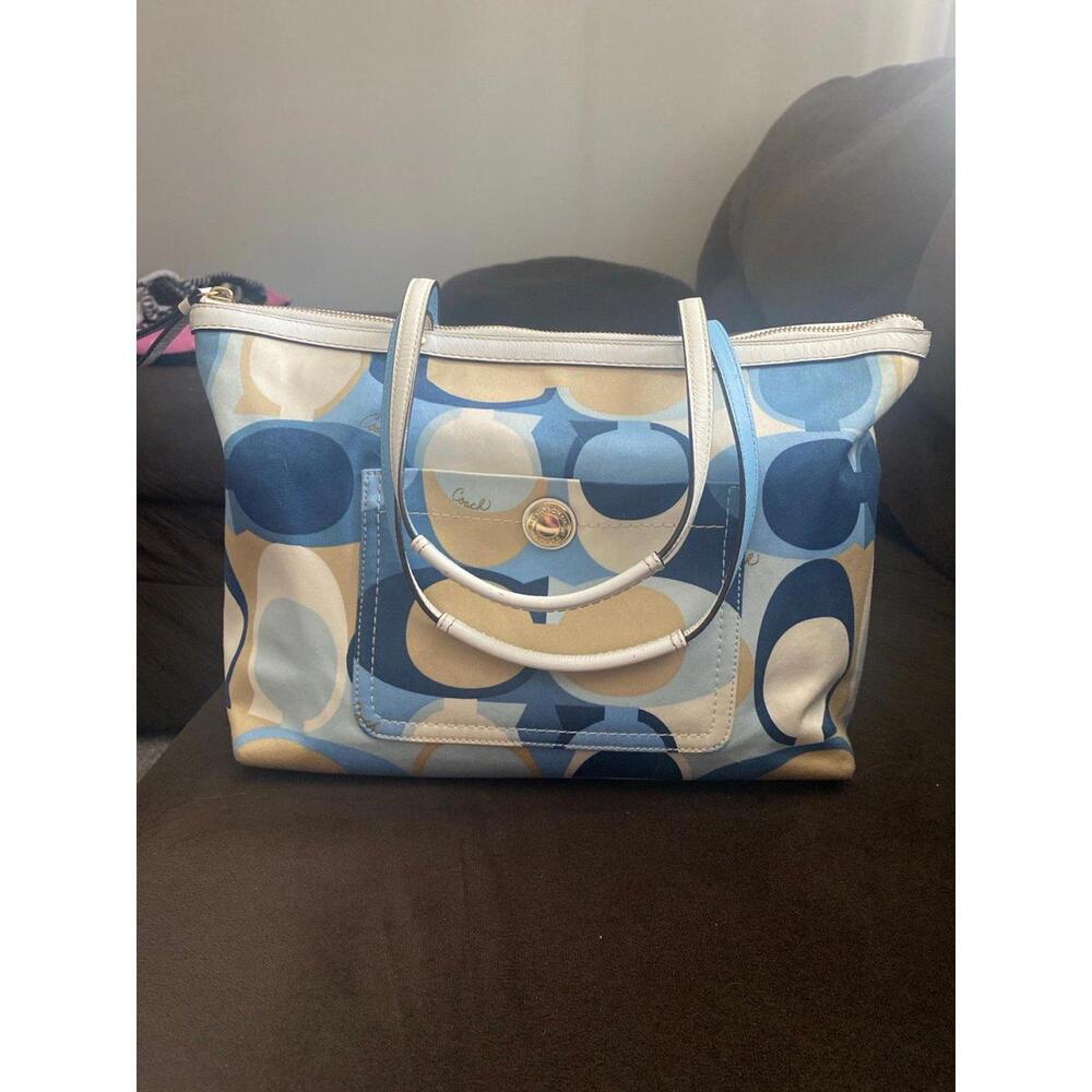 Coach Blues tan, and white with signature Cs
